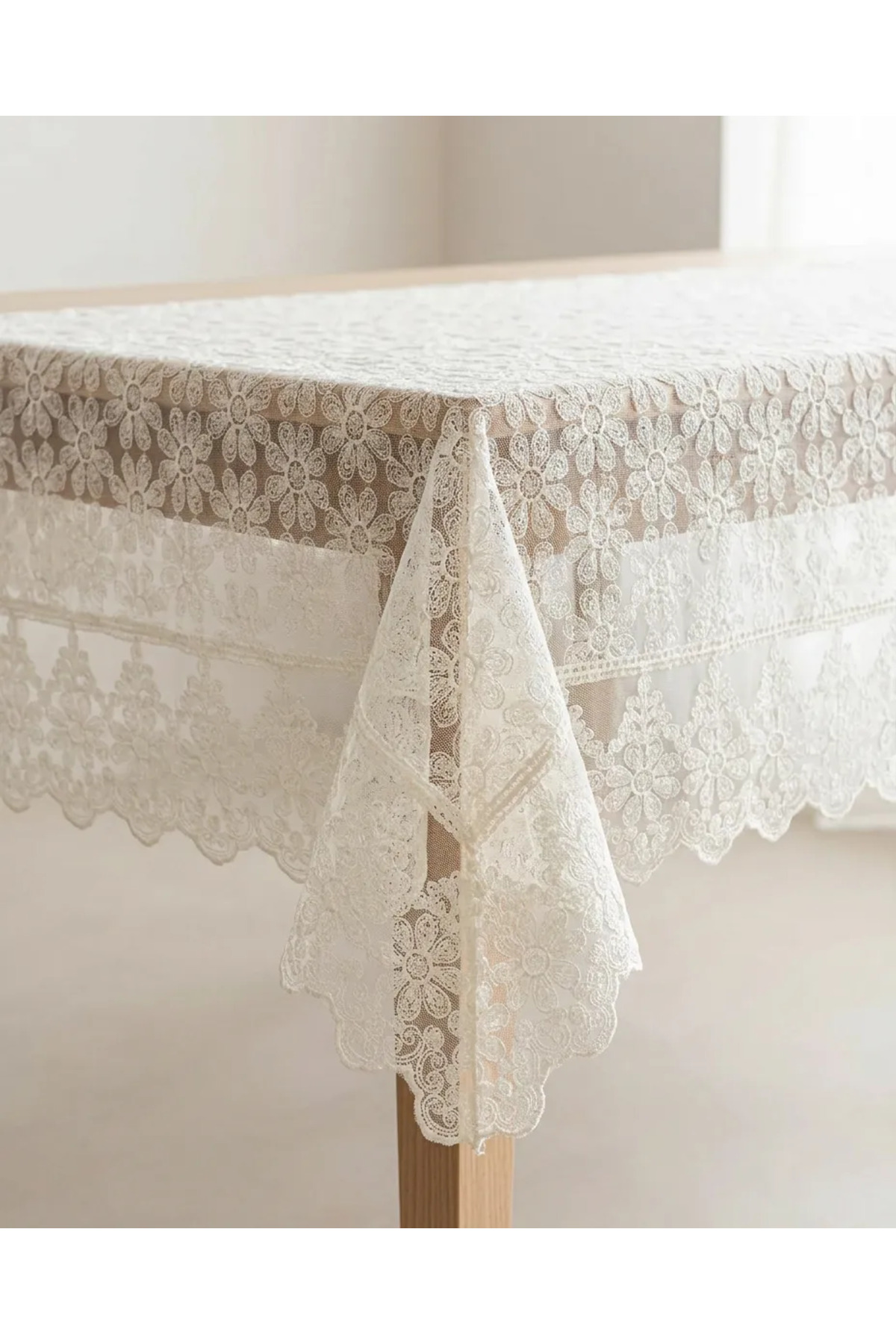 160 X 260 Ebatında 8 ve 12 Kişilik Masalara Uygun Jakar dokuma Masa Örtüsü Dertsiz