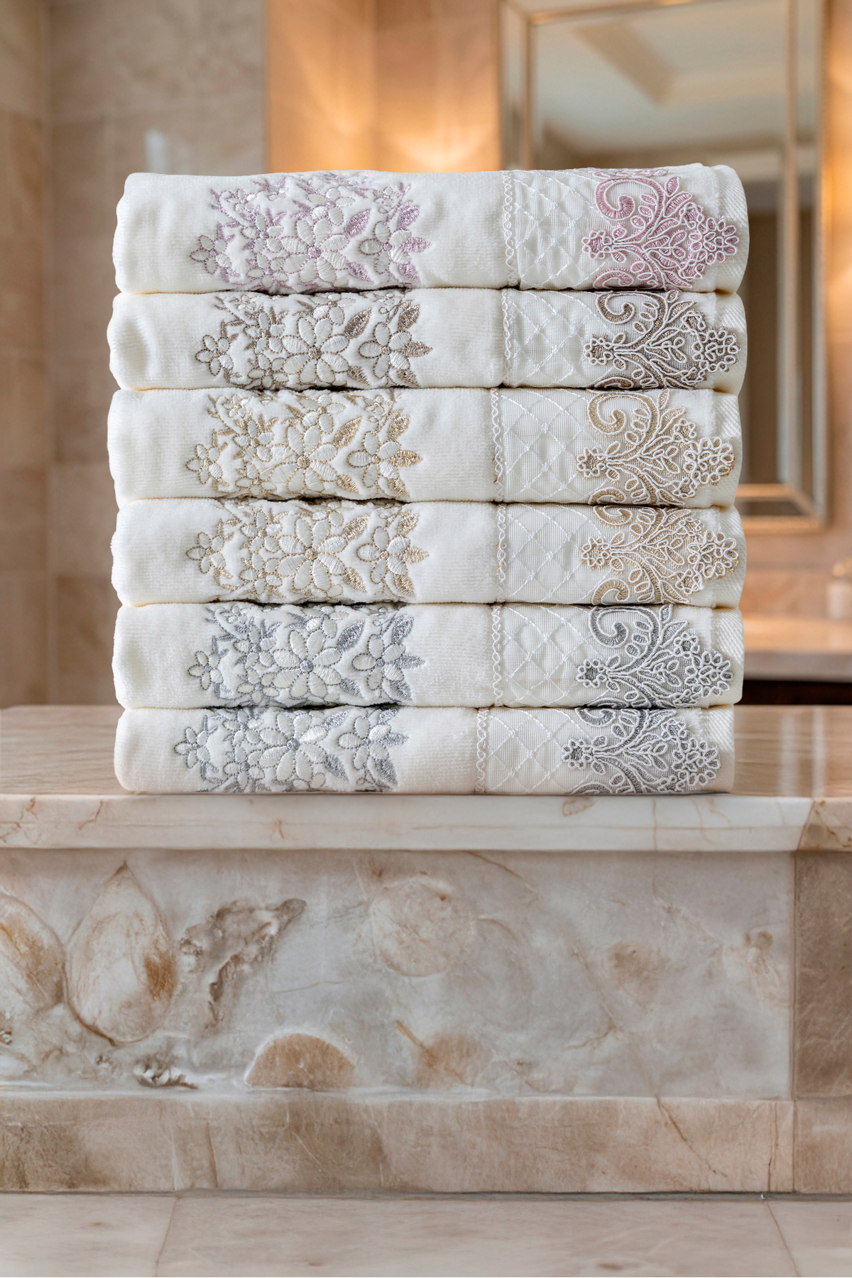 6'lı Özel Seri Çeyizlik Dantelli Nakışlı 50x90 cm Lüks Tasarım %100 Pamuk Havlu